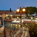 La Pavoncella