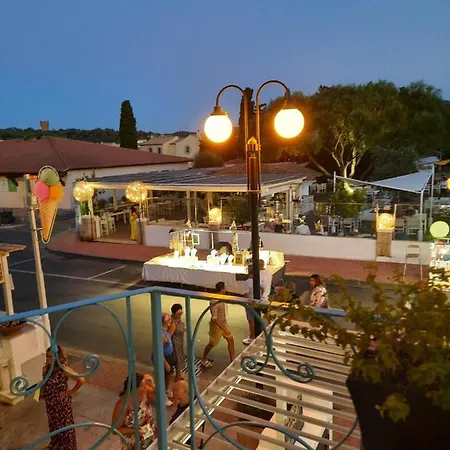 La Pavoncella