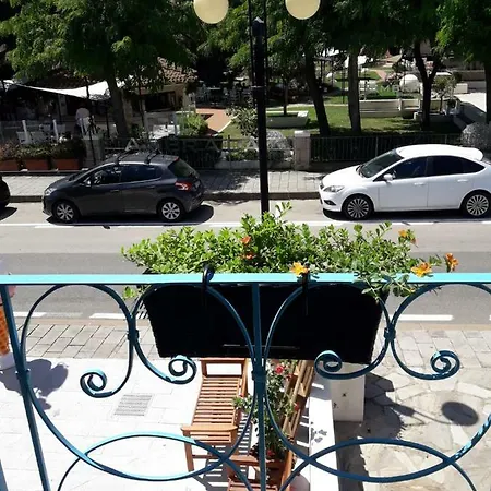 La Pavoncella Guest house *